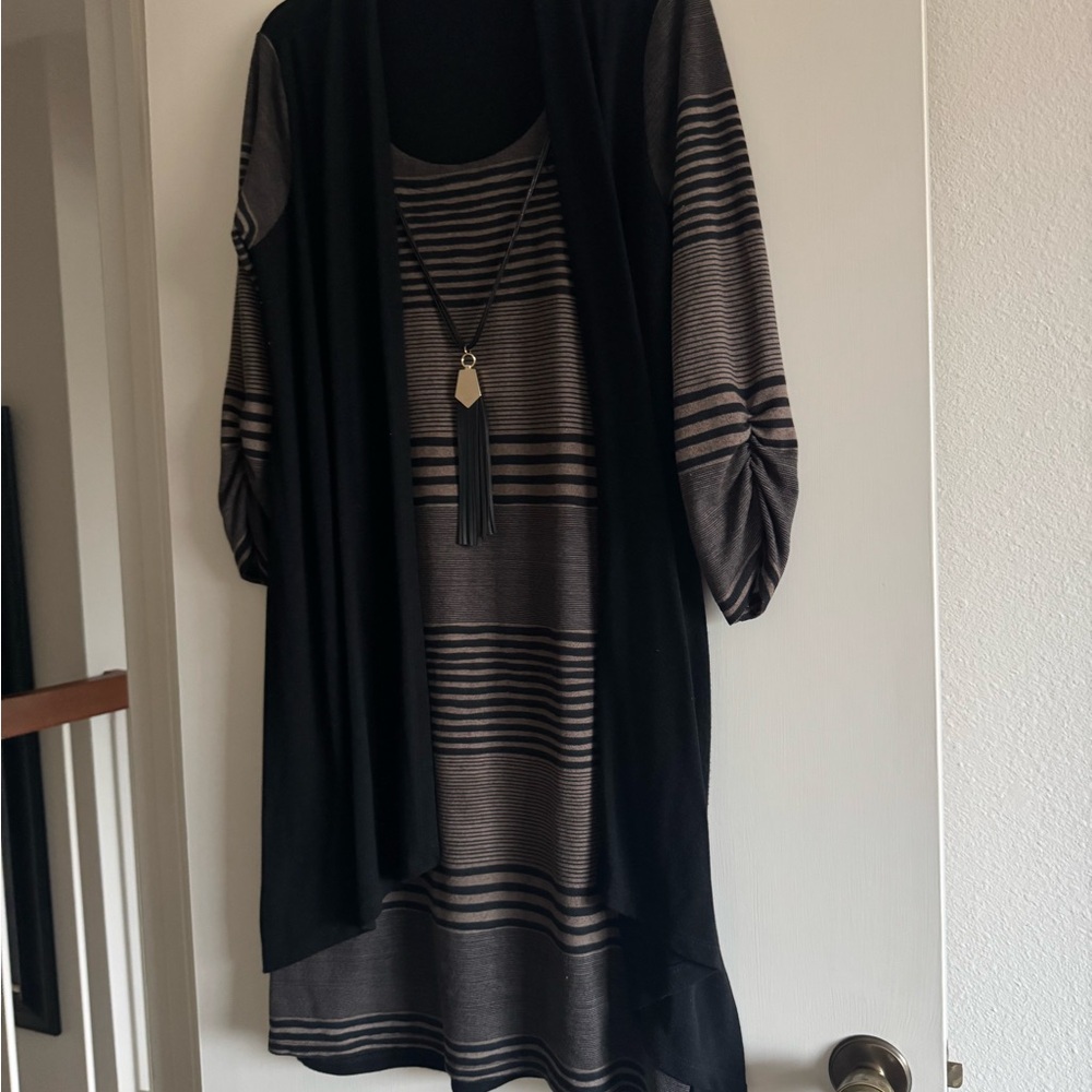 Haani Black Garment